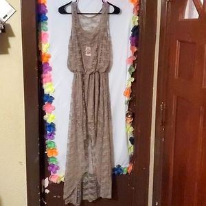 Lace sleevless dress